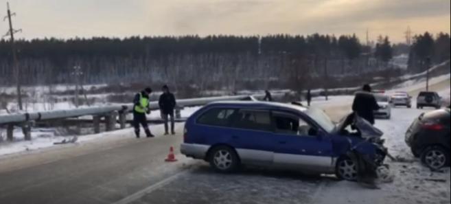 Сегодня в результате ДТП в поселке Марково погибла женщина, управлявшая одной из автомашин