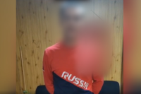 Молодого парня судят за избиение полицейского в Иркутской области